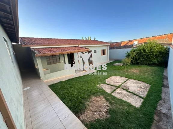 Foto do imóvel Imóvel c/ 2 casas em terreno de 435m2 em Rua Domiciano Marcelino de Faria
