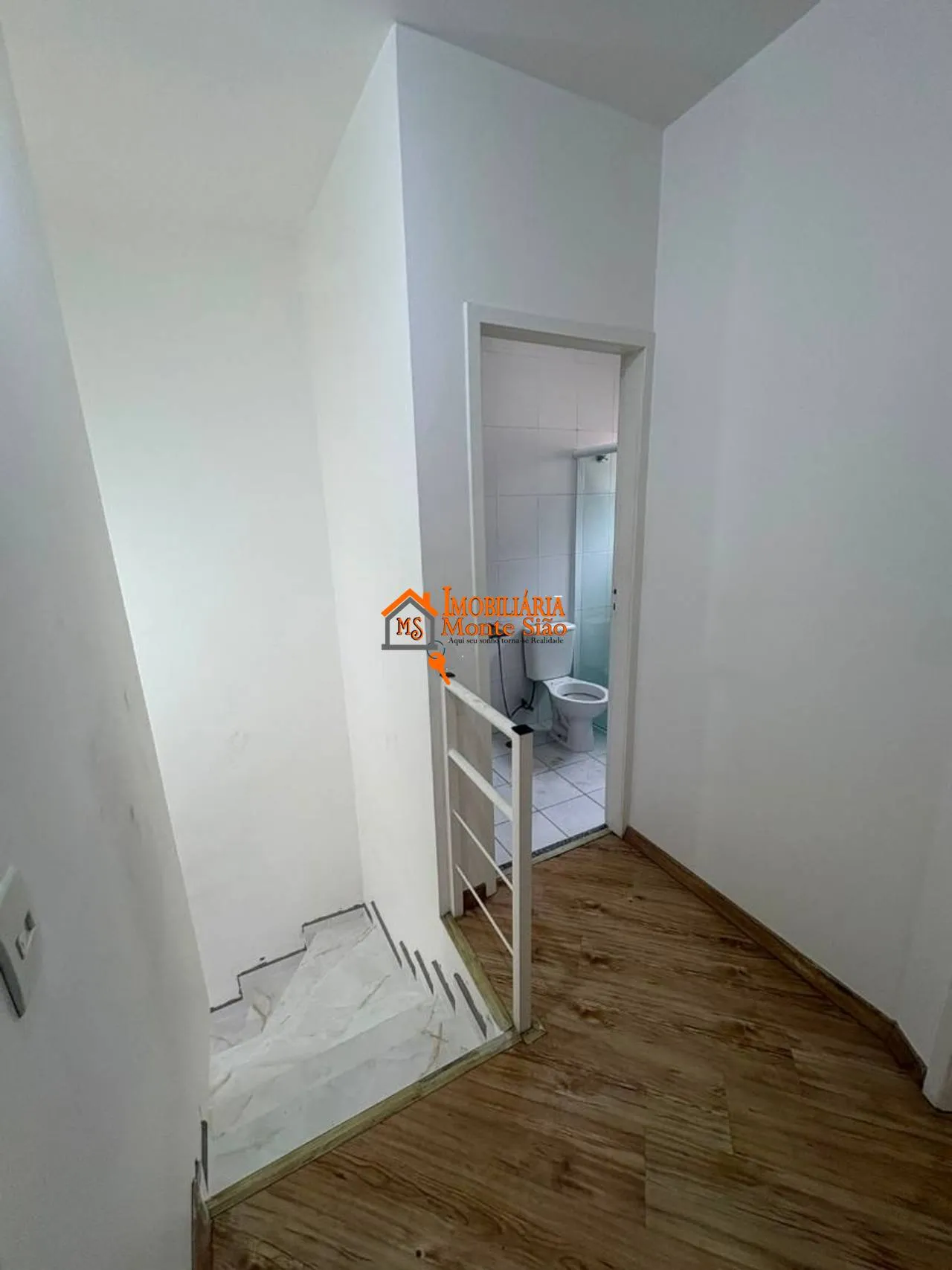 Imagem Sobrado com 2 dormitórios à venda, 70 m² por R$ 380.000,00 - Jardim Aracaré - Itaquaquecetuba/SP