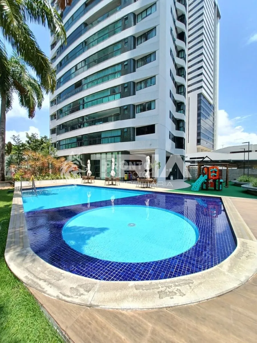 Imagem Apartamento de 4 quartos, 185m² no bairro Boa Viagem, em Recife