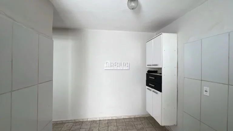 Imagem Casa para alugar no bairro Conjunto Cássio Rezende em Uberaba