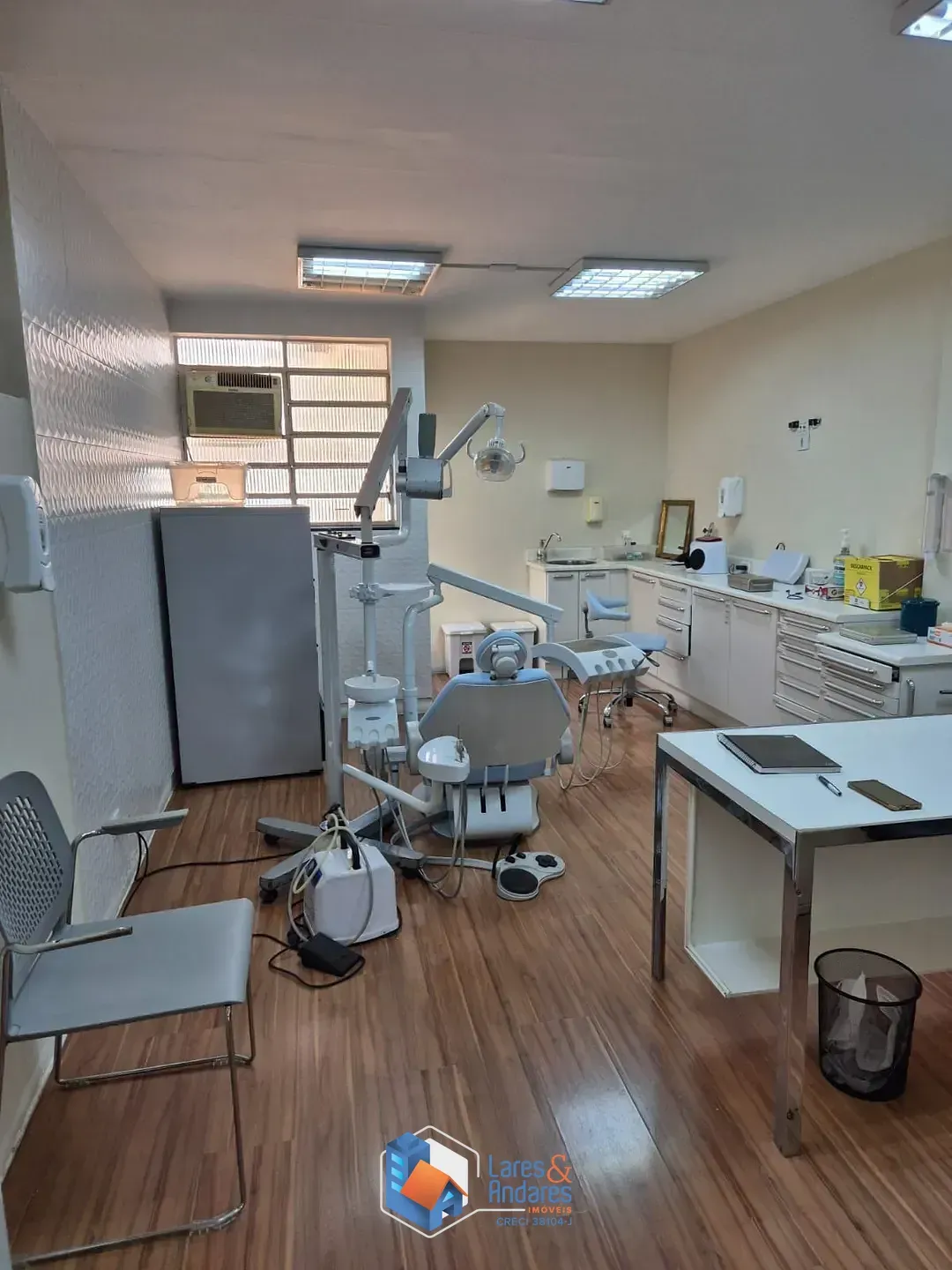 Imagem Casa comercial para venda em Vila Romana, 300m²