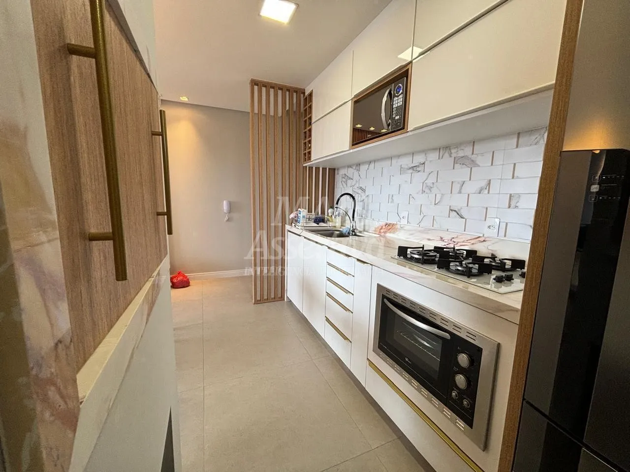 Imagem Excelente apartamento mobiliado à venda no Centro de Torres/RS - 2 dormitórios