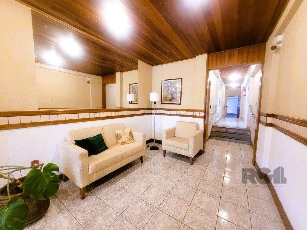 Imagem Excepcional apto. com excelente localização, na Rua Gomes Jardim 2 quartos com vaga.