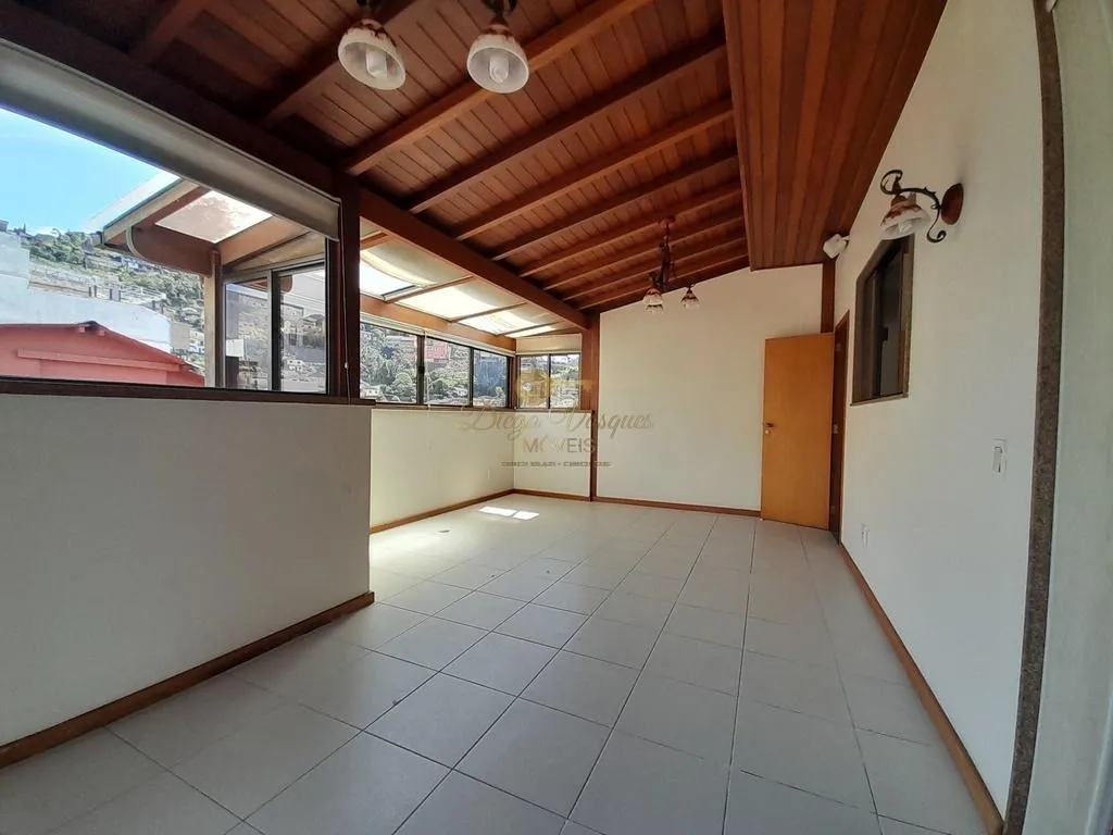 Imagem Cobertura para Venda em Teresópolis / RJ no bairro Agriões