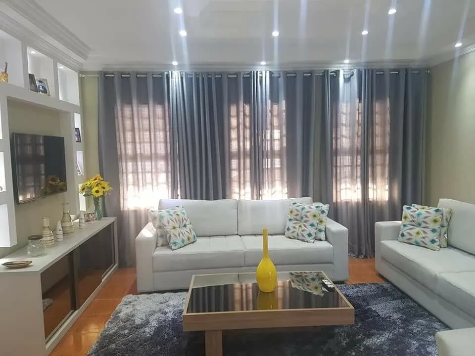 Foto do imóvel Casa à venda 3 Quartos, 1 Suite, 2 Vagas, 250M², Cidade Jardim, Jacareí - SP