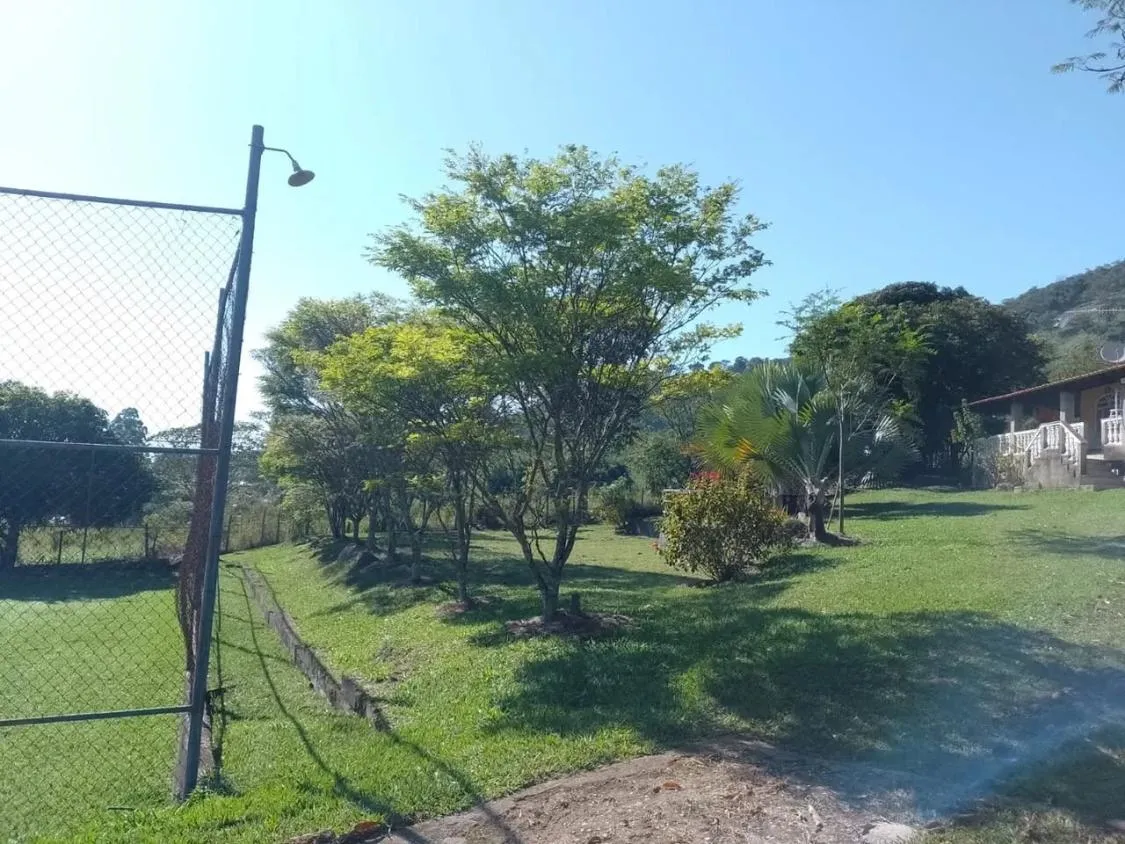 Imagem Oportunidade Imperdível em Moeda/MG! com 3.700m² de area