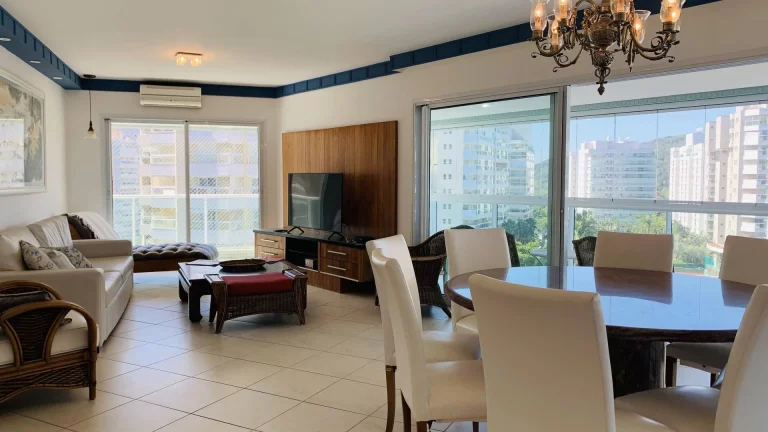 Imagem Apartamento à venda Riviera módulo 8 p?(C) na areia com vista para mar.