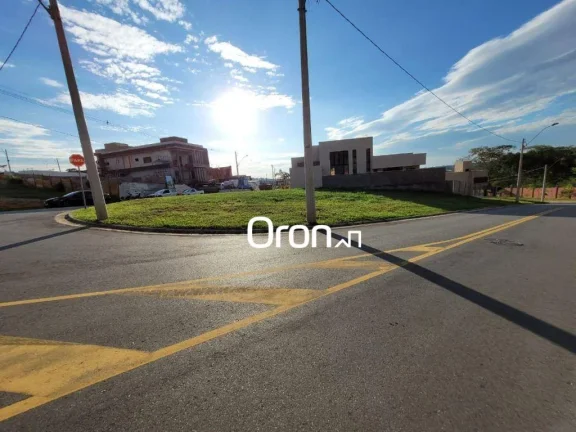 Imagem Terreno à venda, 654 m² por R$ 700.000,00 - Jardins Barcelona - Senador Canedo/GO