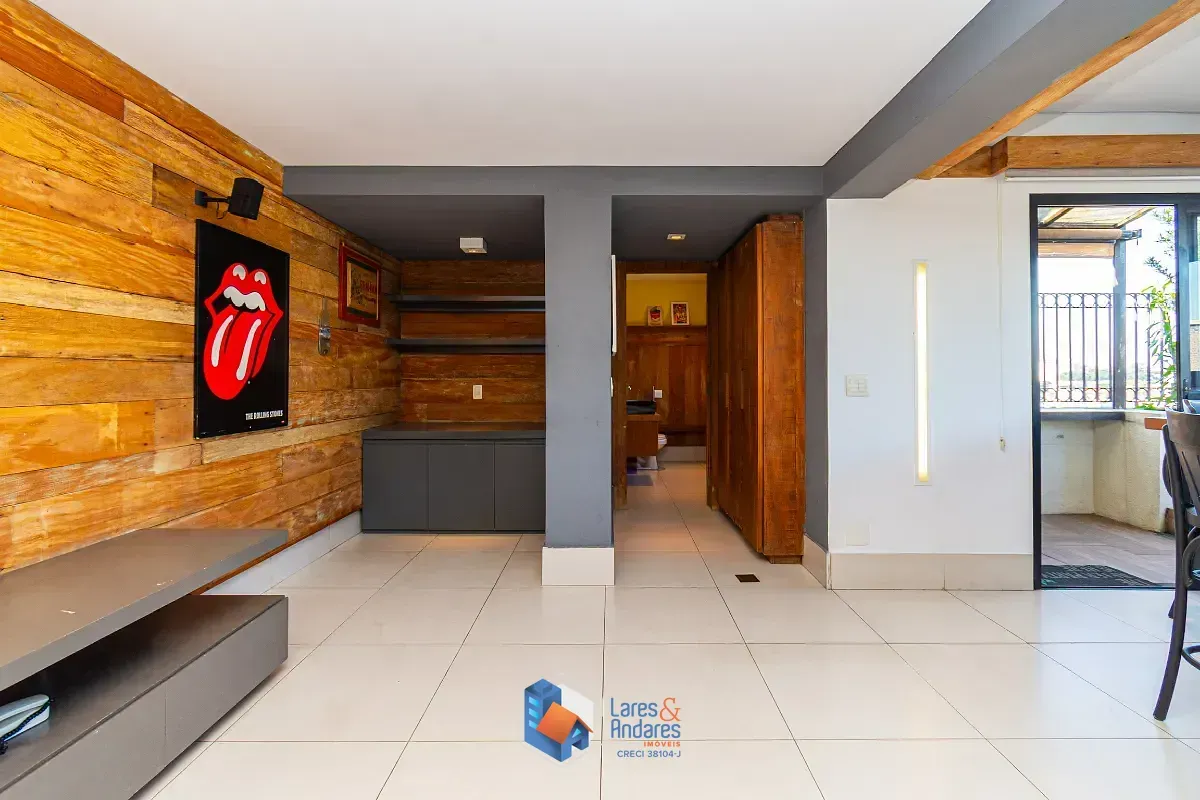 Imagem Cobertura para venda em Moema com 2 quartos, sendo 1 suíte, 183m²