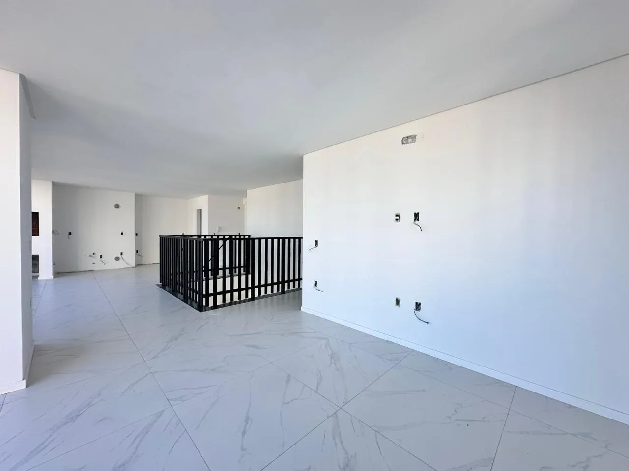 Imagem Apartamento com vista para o mar à venda com 276m2 por R$ 3.950.000,00