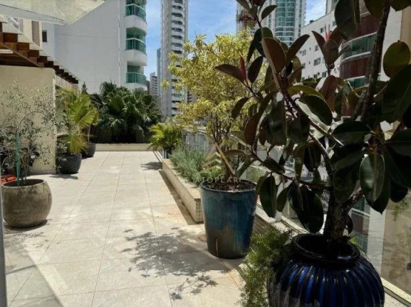 Imagem Apartamento Garden com 3 dormitórios à venda, 351 m² por R$ 5.388.481,96 - Centro - Balneário Camboriú/SC