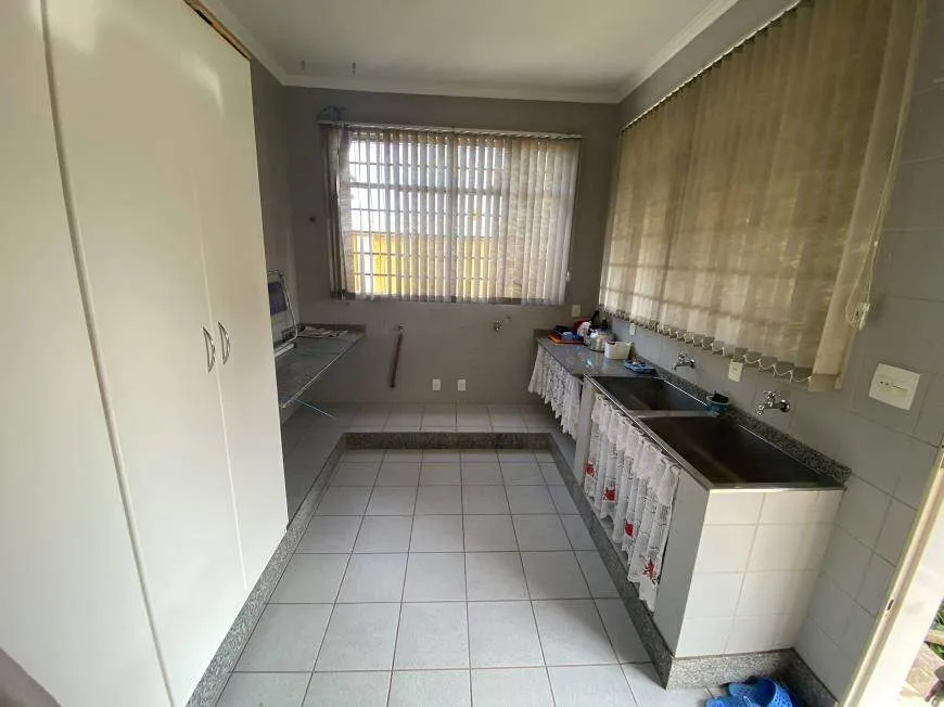 Imagem Casa à venda, 3 quartos, 1 suíte, 4 vagas, Minascaixa - Belo Horizonte/MG