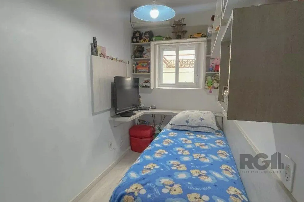 Imagem Casa 164m², 3 dormitórios, 3 vagas no bairro Jardim Carvalho