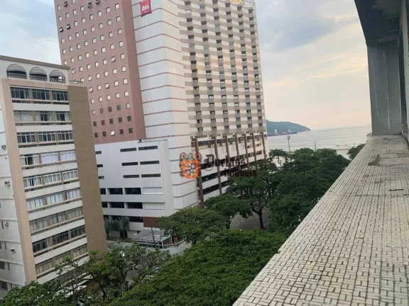 Imagem Apartamento com 3 dormitórios à venda, 137 m² por R$ 910.000,00 - Gonzaga - Santos/SP