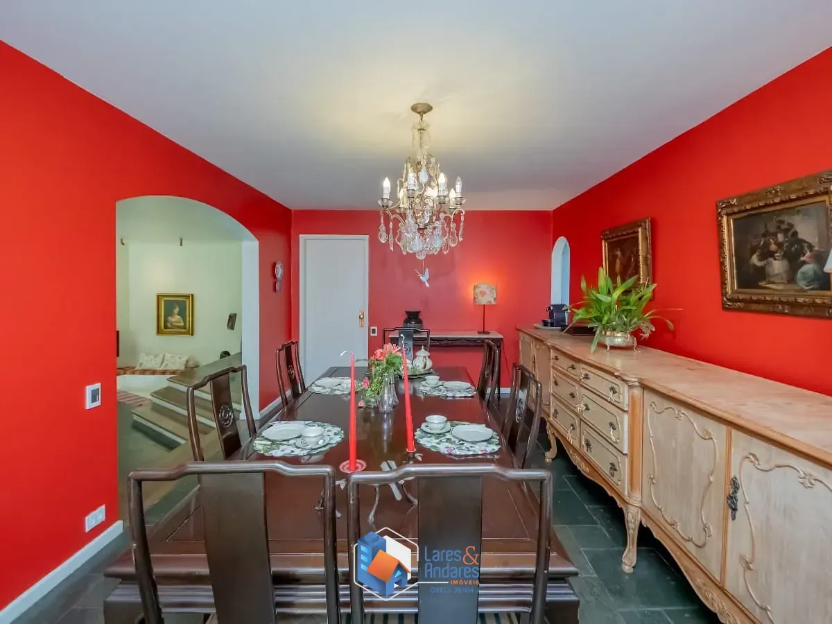 Imagem Casa para venda em Real Parque com 4 quartos, sendo 2 suítes, 295m²