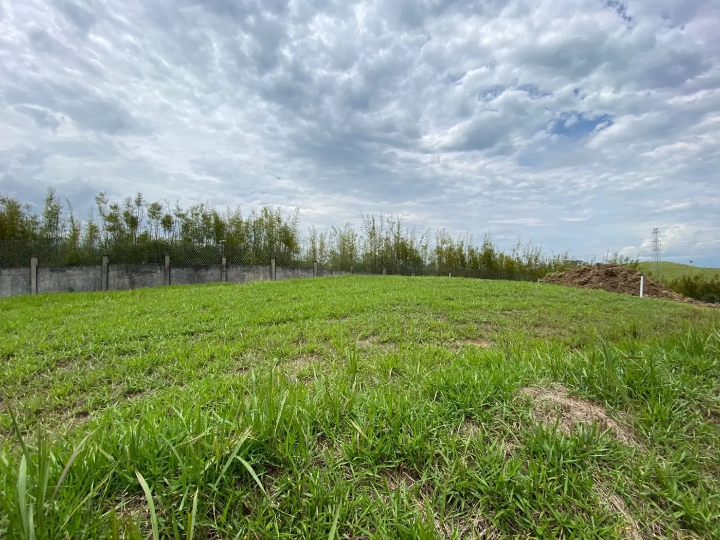 Imagem Terreno à venda 1000M², Condominio Village da Serra, Tremembé - SP | Condomínio Village da Serra