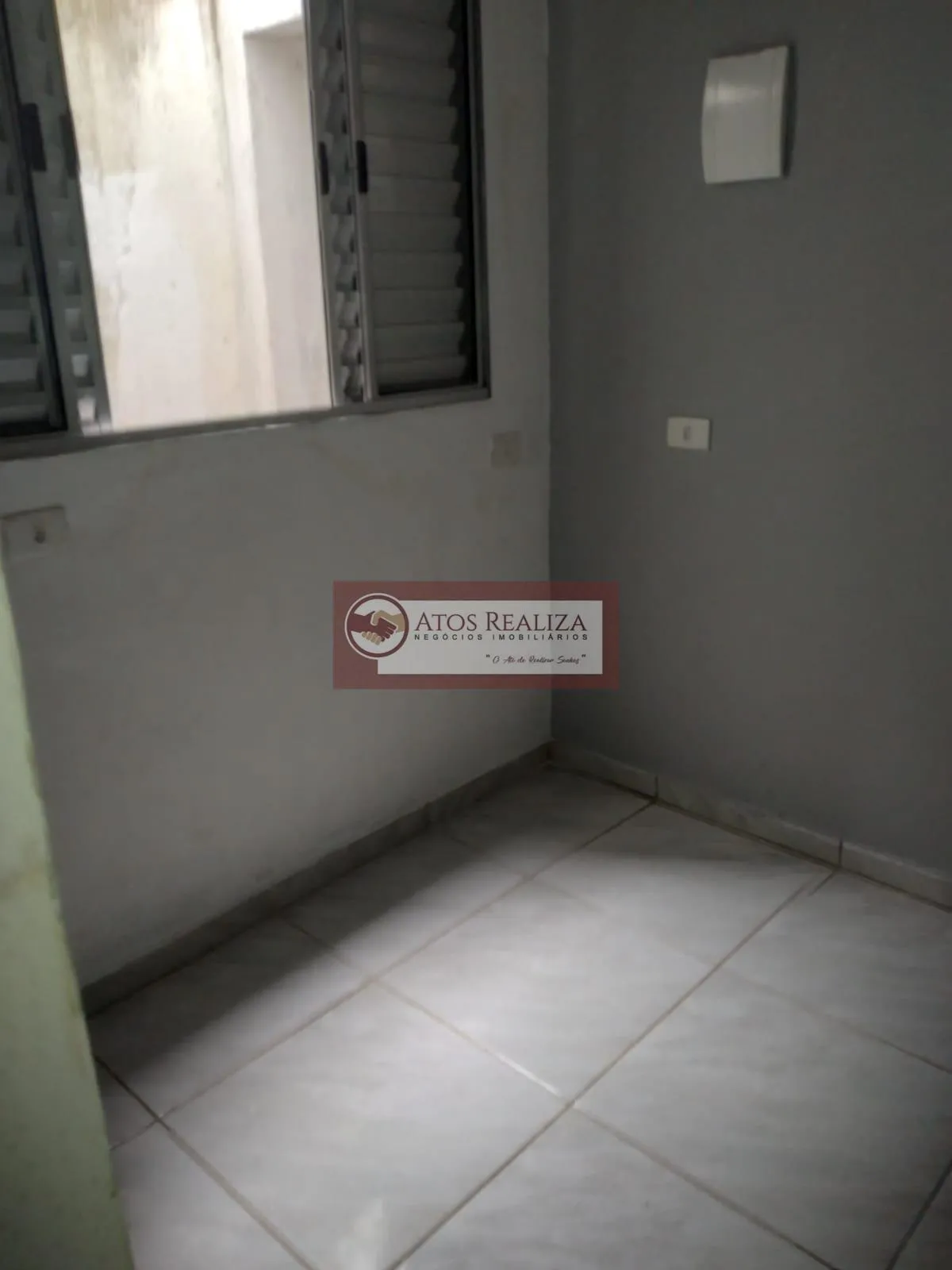 Imagem QUARTO E COZINHA PARA LOCAÇÃO NO JARDIM REPRESA, REGIÃO DO RIO BONITO. VALOR R$ 600,00. AGENDE UMA VISITA.