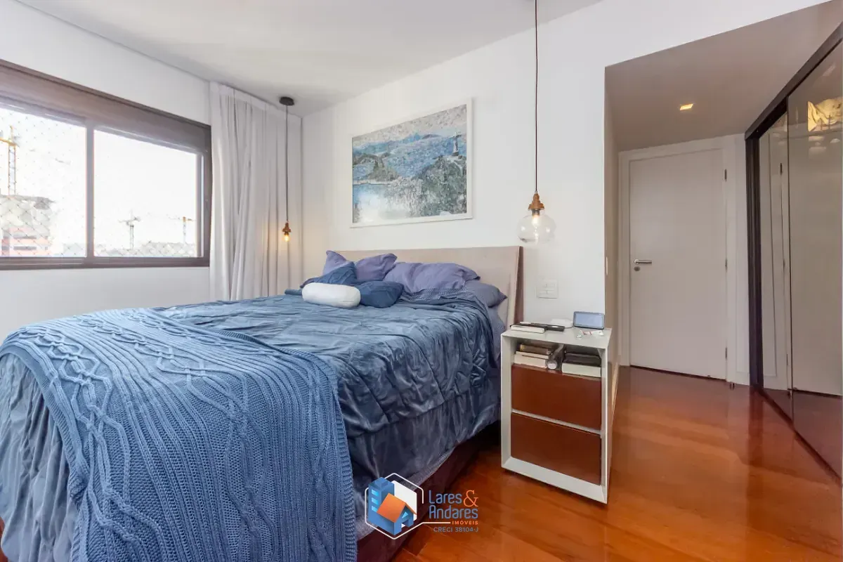 Imagem Apartamento para venda em Moema com 4 quartos, sendo 3 suítes, 162m²