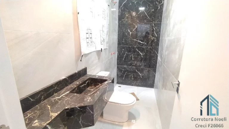 Imagem Sobrado a venda, novo com terraço, ótimo acabamento 03 quartos c/suíte, no Pinheirinho em Curitiba PR