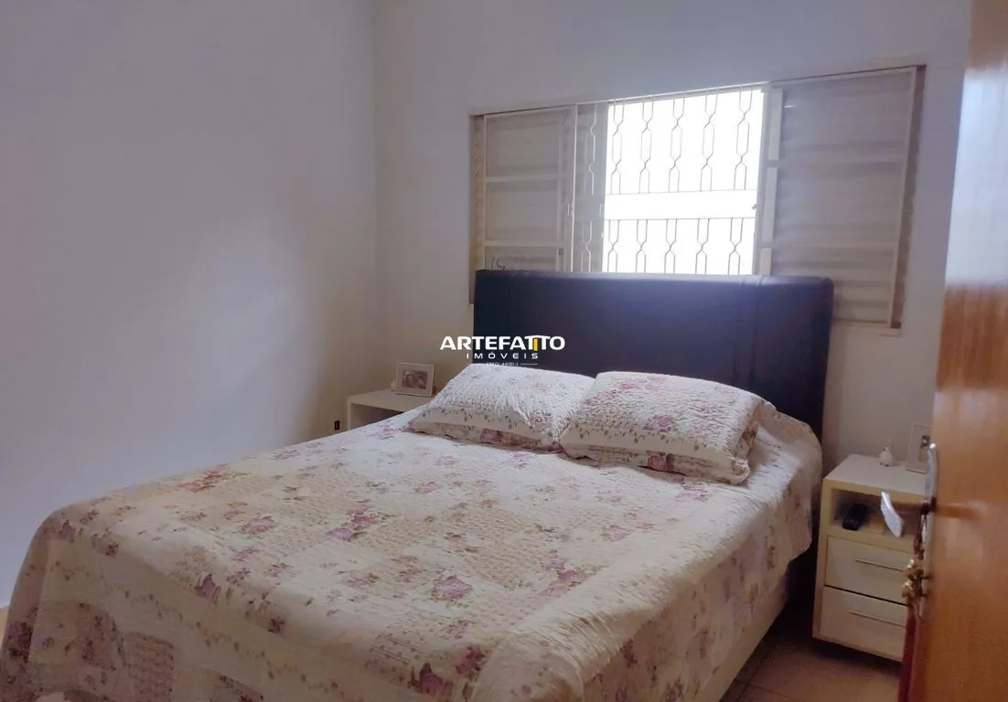 Imagem Casa à venda em Franca, Parque Santa Hilda, com 3 quartos, 170m2