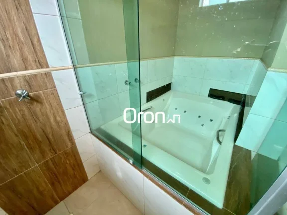 Imagem Sobrado à venda, 339 m² por R$ 1.850.000,00 - Condomínio do Lago - Goiânia/GO