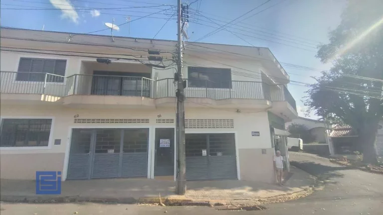 Foto do imóvel Casa com 2 dormitórios para alugar por R$ 1.936,96/mês - Jardim Teixeira - Socorro/SP