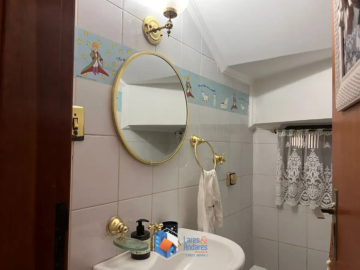 Imagem Sobrado para venda em Vila Clementino com 3 quartos, sendo 1 suíte, 178m²