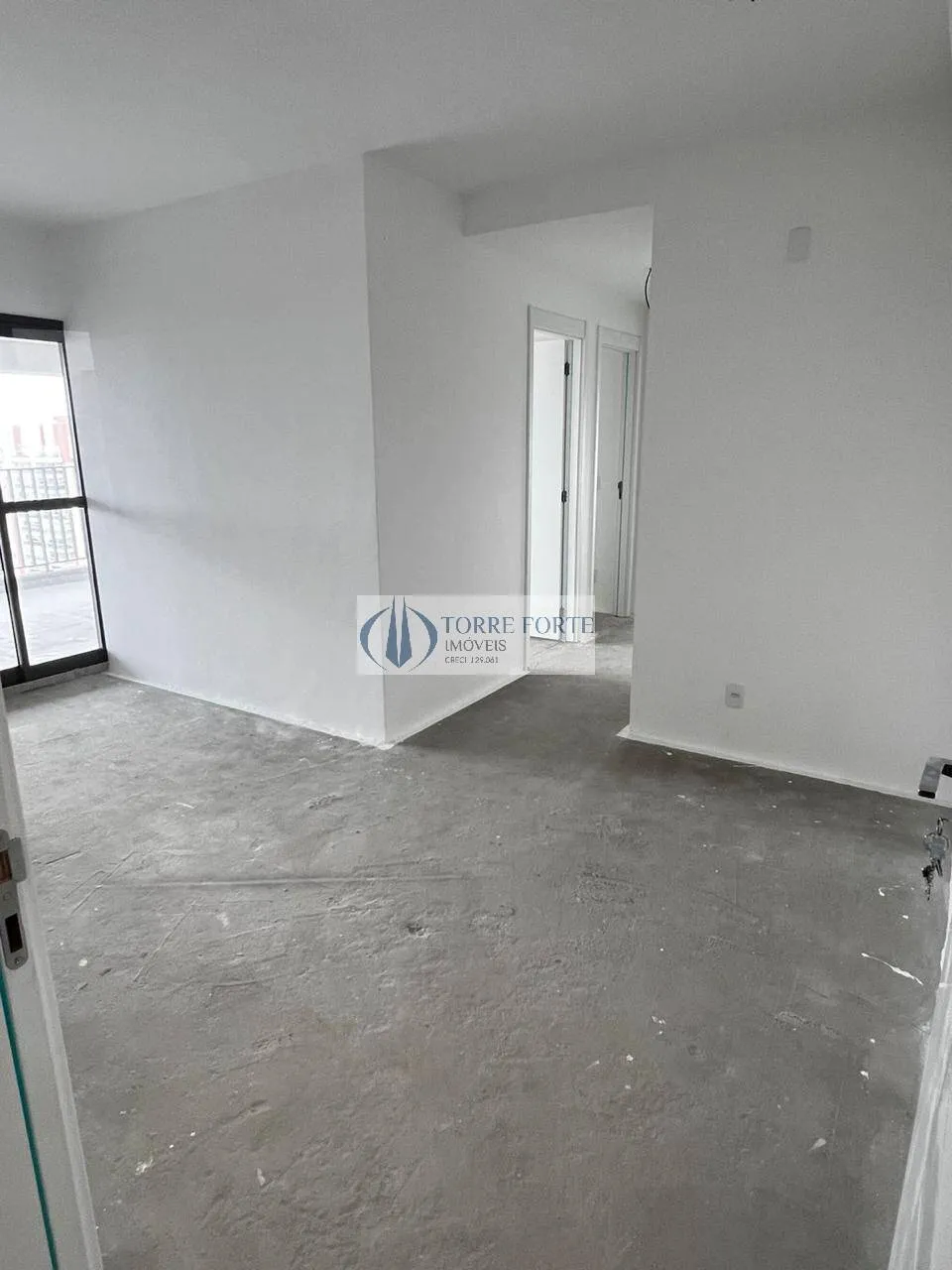Imagem Apartamento com 3 dormitorios 1 suite, varanda e 1 vaga no Tatuape.
