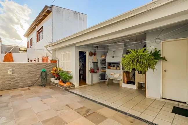 Imagem Casa para venda no bairro Santa Maria Goretti em Porto Alegre
