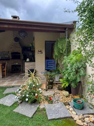 Imagem Duas casas à venda em excelente bairro, 310 m² por R$ 1.200.000 - Santa Rosa - Socorro/SP