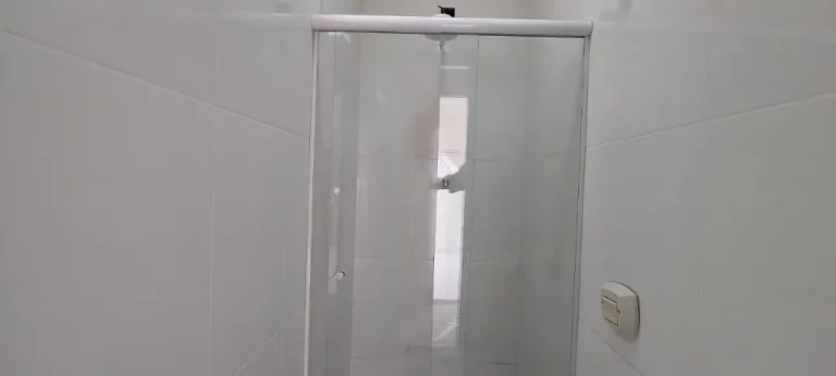 Imagem CASA DUPLEX A VENDA COM 07 QUARTOS 2 SUÍTES E 4 VAGAS DE GARGENS NA PRAIA