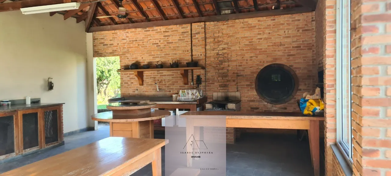 Imagem Sítio à Venda em Itu-SP, . 3 Quartos, 1 Suíte, 2 Salas, 2 Banheiros, 21.222,00 m² de Área.