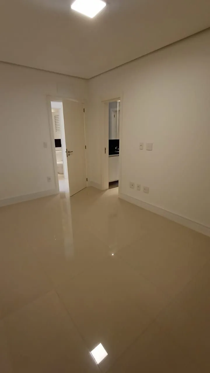 Imagem Apartamento à venda em Torres, Predial, com 3 quartos, 114,5m2