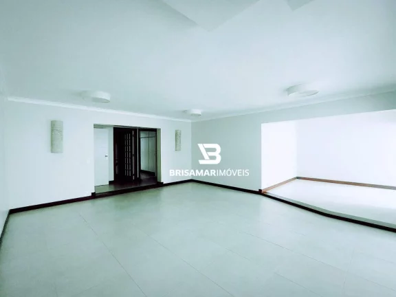 Imagem PITANGUEIRAS- LOCALIZAÇÃO PRIVILEGIADA , 164,48 M² ÚTEI , 02 VAGAS DE GARAGEM NO PRÉDIO , MARAVILHOSA ÁREA DE LAZER.