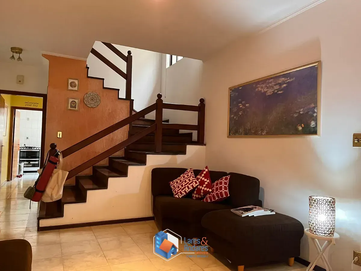 Imagem Sobrado para venda em Vila Clementino com 3 quartos, sendo 1 suíte, 178m²