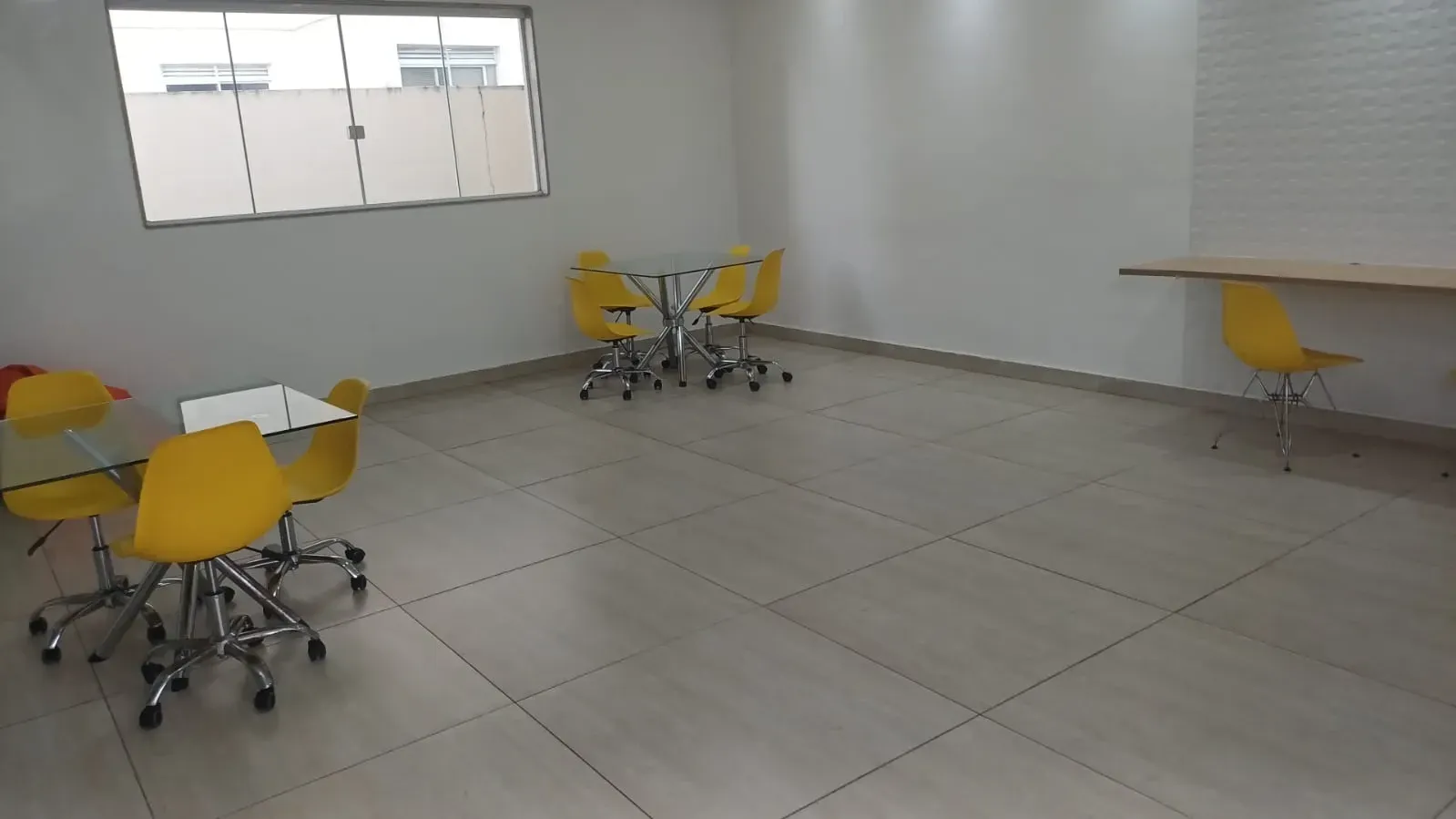 Imagem Apartamento com 2 Quartos para Alugar, 65 m² em Centro - Lauro de Freitas
