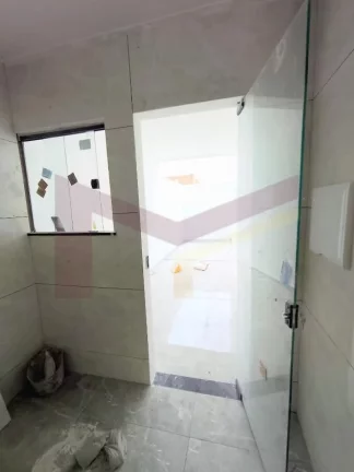 Imagem Casa na Gabriela 2/4 com suite