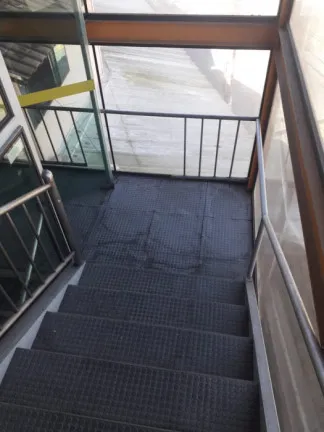 Sala Comercial para Alugar, 240 m² em Jardim do Rio Cotia - Cotia