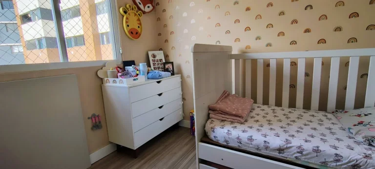 Imagem Apartamento com 3 Quartos à Venda, 74 m² em Cabral - Curitiba