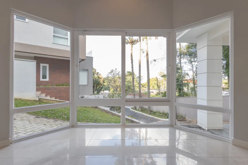 Imagem CASA RESIDENCIAL em Curitiba - PR, Campo Comprido