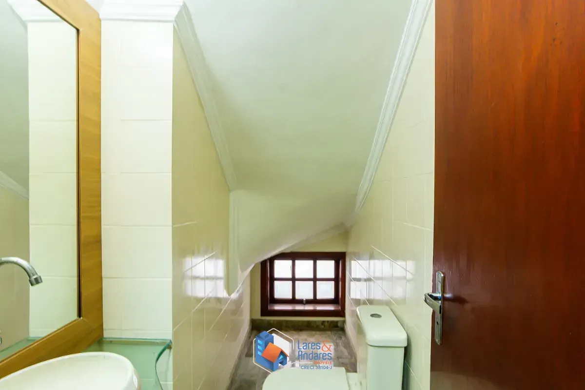 Imagem Sobrado para venda em Jardim das Vertentes com 4 quartos, 175m²