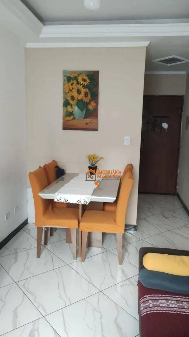 Imagem Apartamento com 2 dormitórios à venda, 54 m² por R$ 180.000,00 - Parque Primavera - Guarulhos/SP