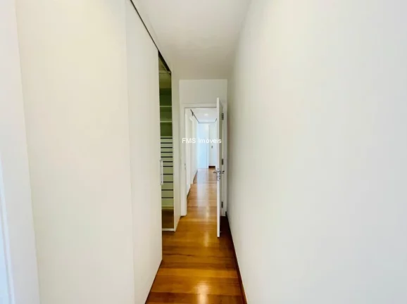 Imagem Apartamento com 3 suítes e 4 vagas no Sumaré de São Paulo-SP
