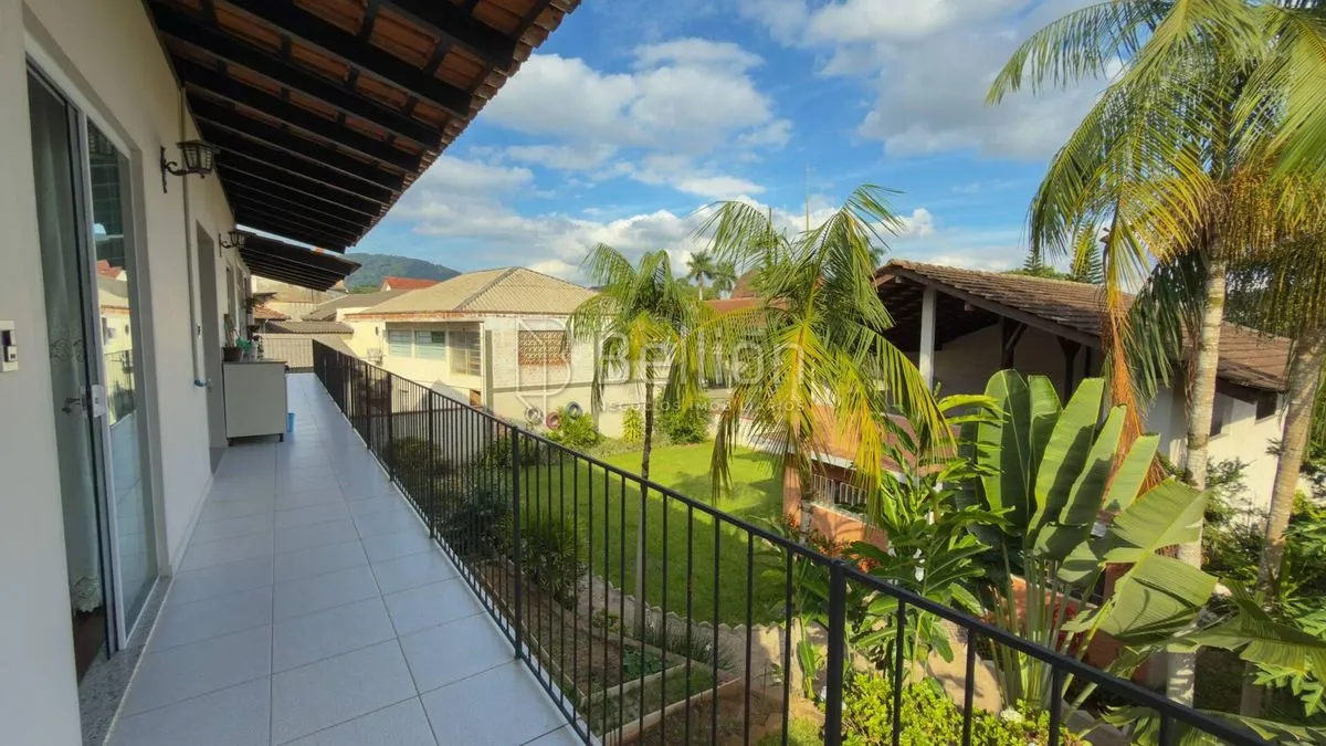 Imagem Casa com 400m² no bairro Quintino em Timbó