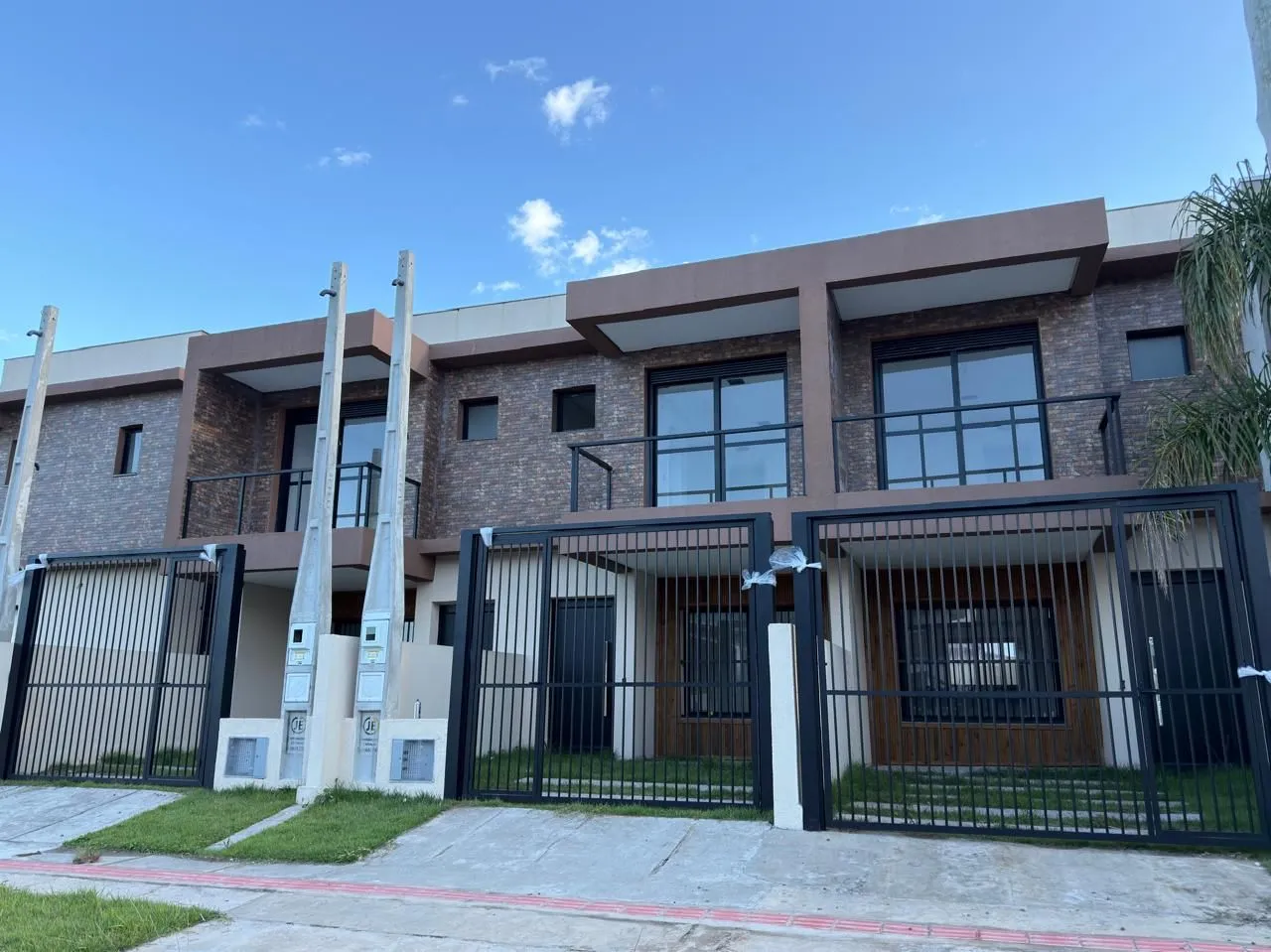 Imagem Duplex à venda em Torres, Morada Das Palmeiras, com 2 quartos, 84m2