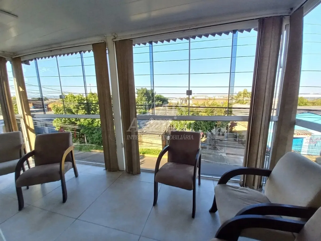 Imagem Excelente sobrado com sala comercial para locação em Canudos, Novo Hamburgo/RS
