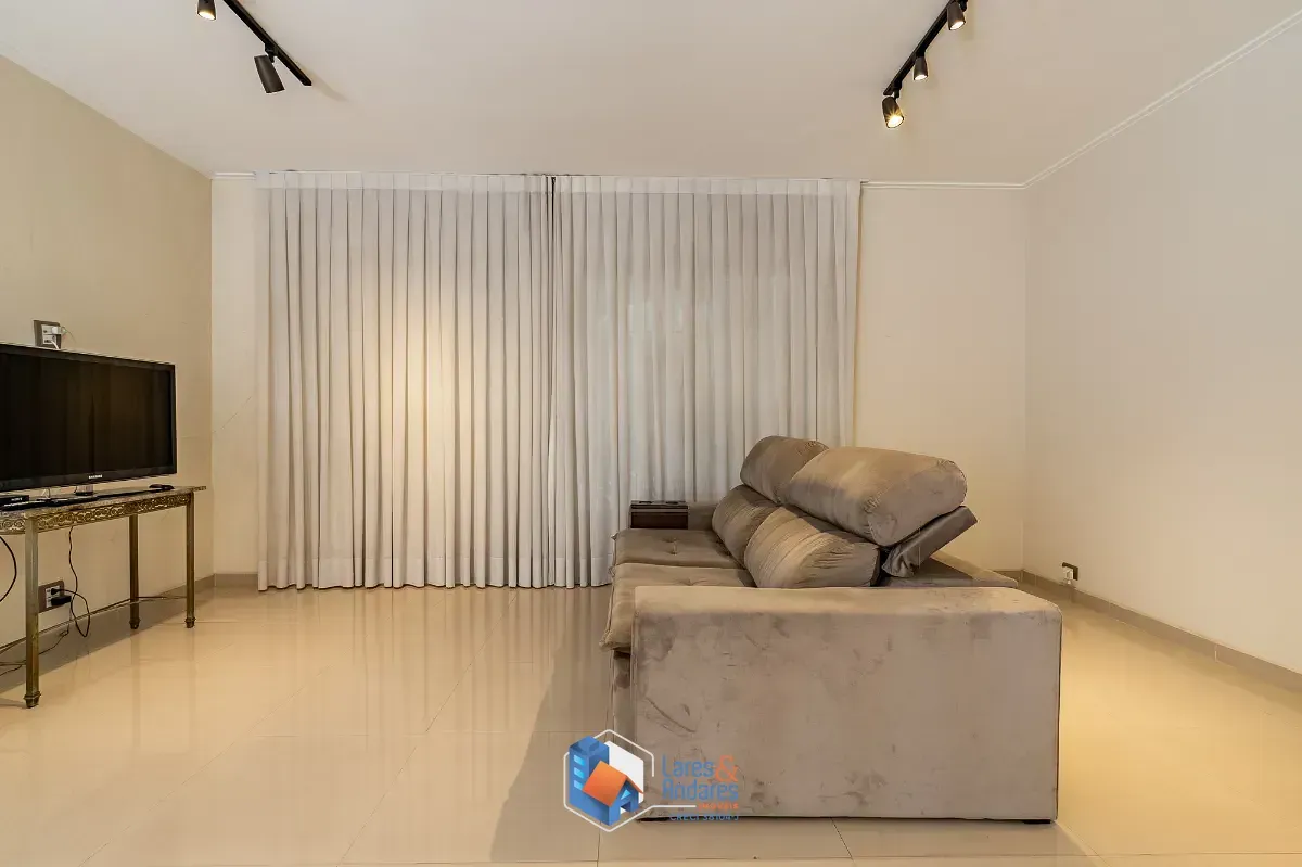 Imagem Casa para venda em Brooklin Paulista com 3 quartos, sendo 1 suíte, 190m²