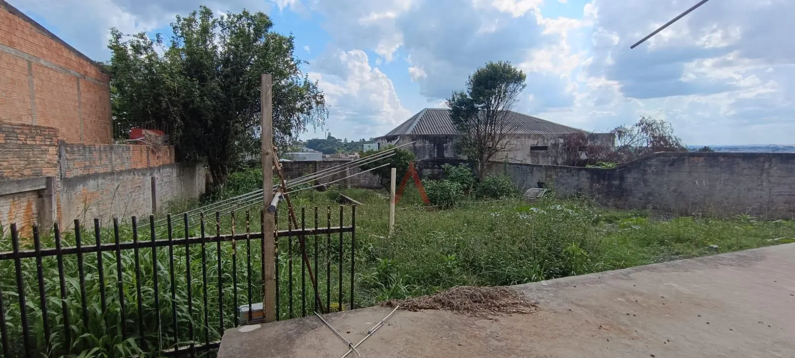 Imagem Casa com 4 dormitórios para locação, ALTO DA XV, GUARAPUAVA - PR