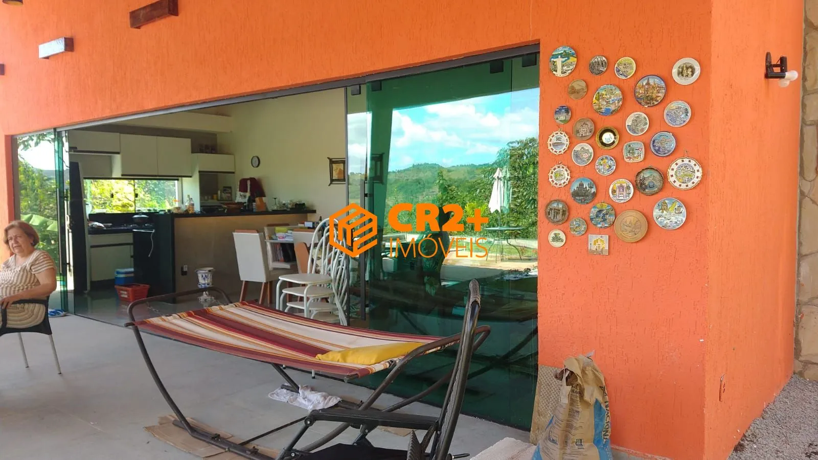 Imagem Casa com Piscina, 3 Suítes e 1.200m² - Condomínio Alameda dos Ipês | Bonança