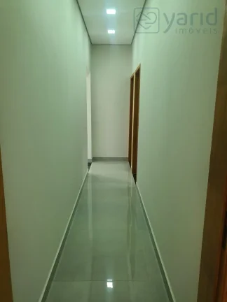 Imagem Imóvel Residencial à Venda em Cidade - Bairro 3 Quartos, 3 Suítes, 2 Salas, 2 Vagas de Garagem 159 m² de Área